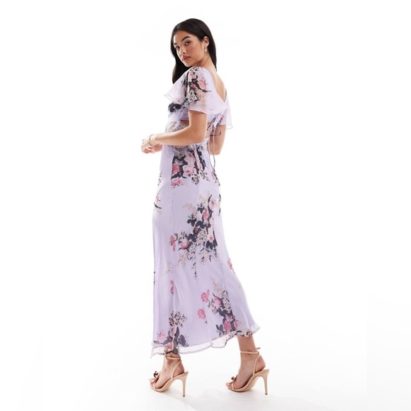 ASOS DESIGN Tall flutter.sleeve maxi dress with lace insert in blue burnout - Picture 2 of 12